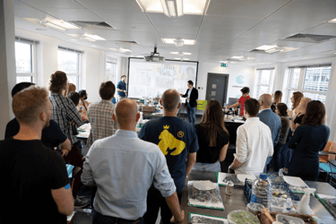 team-office-meeting_600x400px team-office-meeting_600x400px
